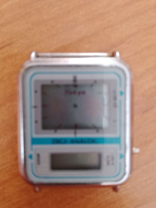 Zegarek antyk elektroniczny PRL
