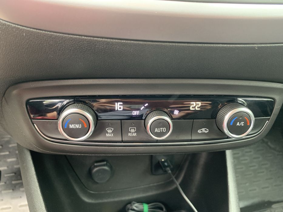 Продам авто Opel Crossland X 2019 р., жодного підкрасу