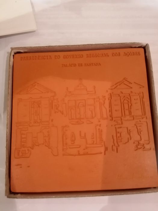 Medalha cerâmica - Visita Régia aos Açores