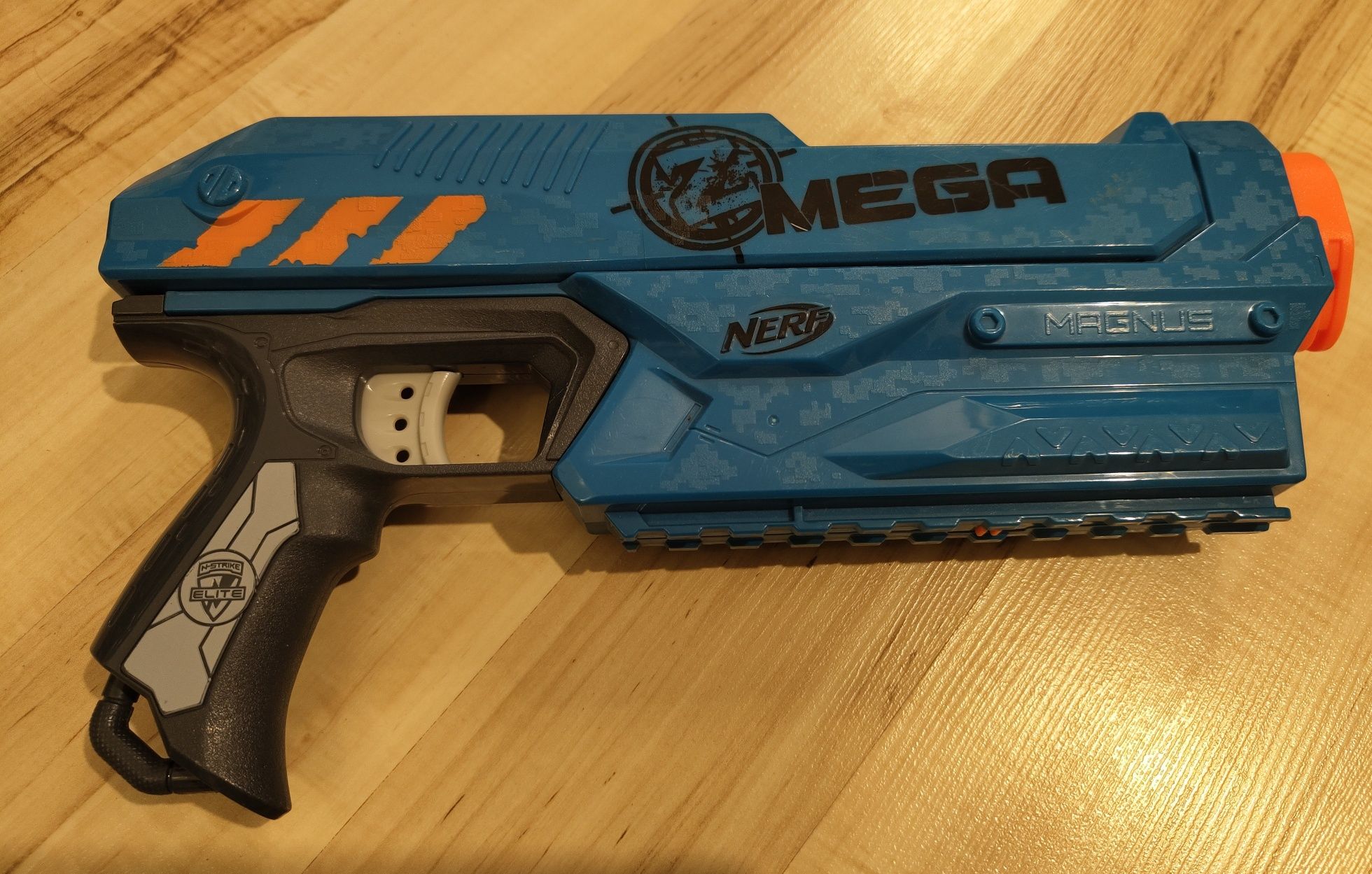 Pistolet Nerf N-Strike Elite Zombie Strike Mega Magnus