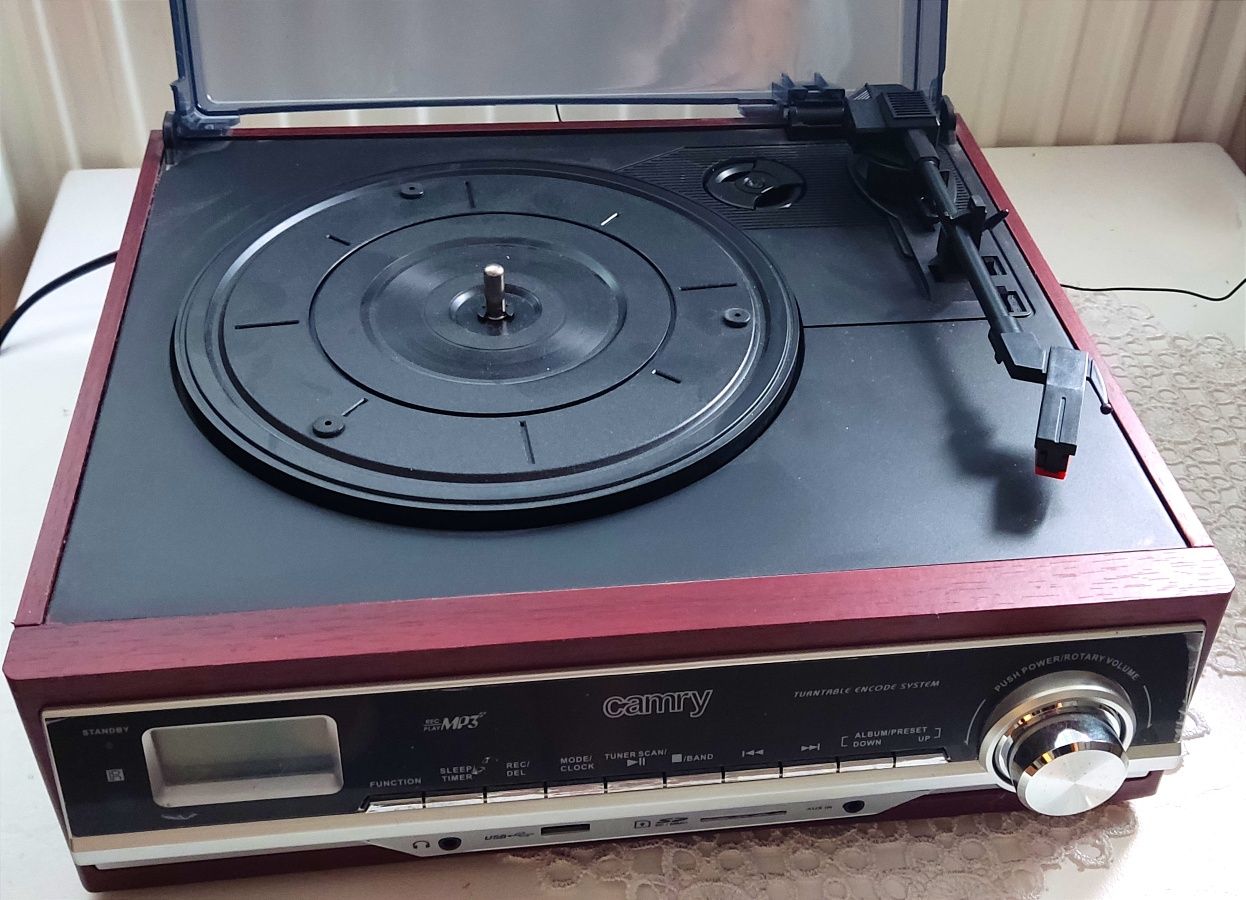 Gramofon CAMRY CR 1114