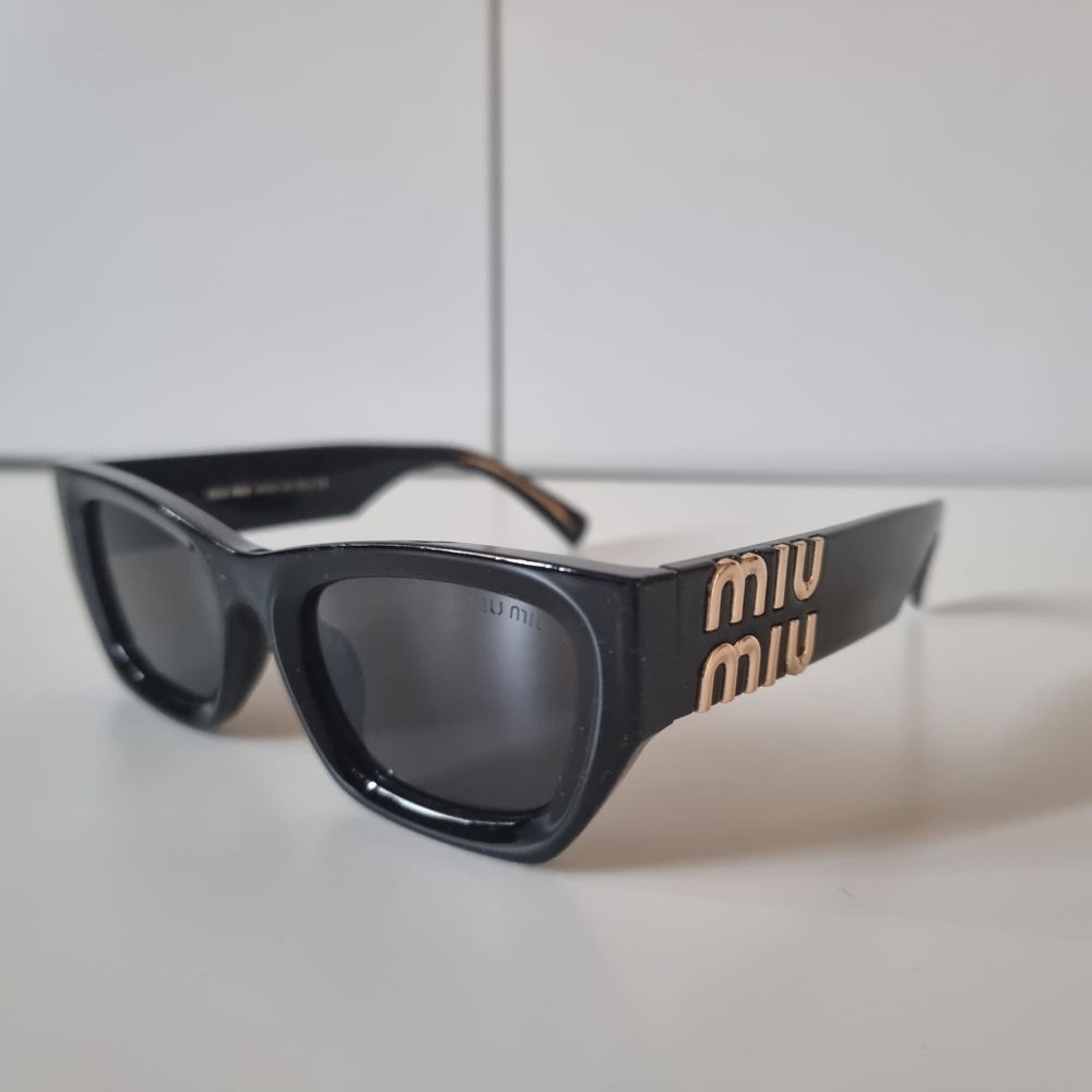 Okulary Miu Miu czarne