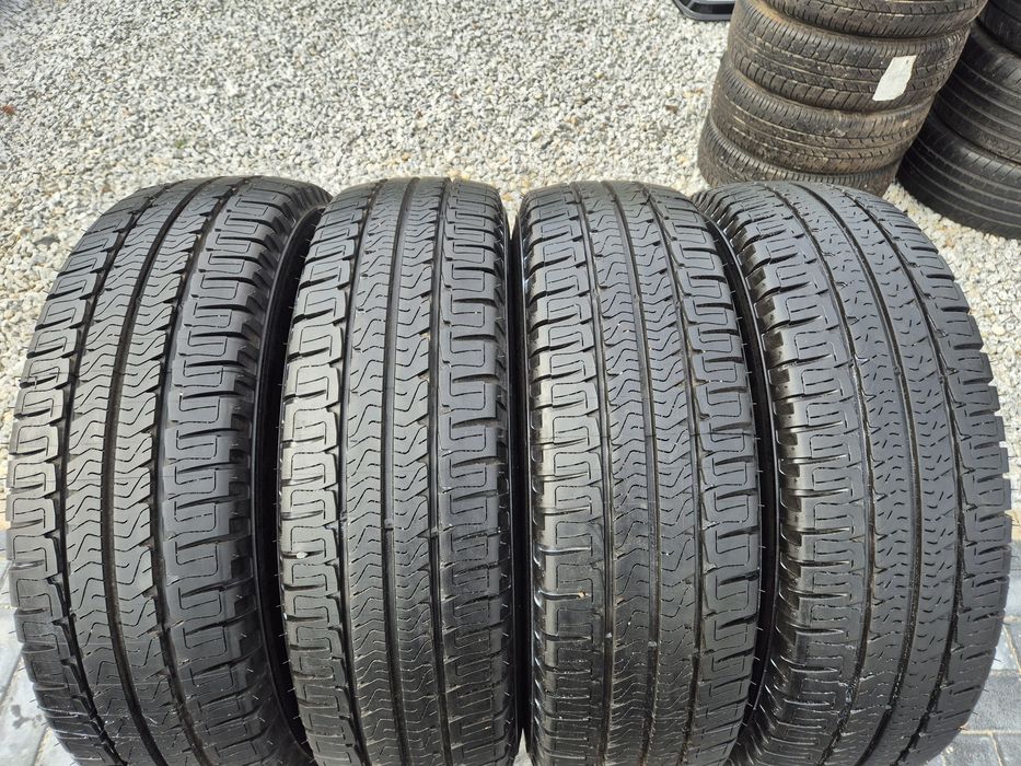 Michelin 225/75/16C Rok 2020 jak nowe 100%bieżnika Cena za 4szt letnie