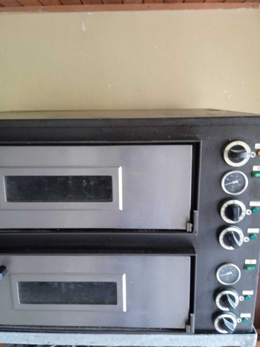 Piec do pizzy 10.4kW mało używany