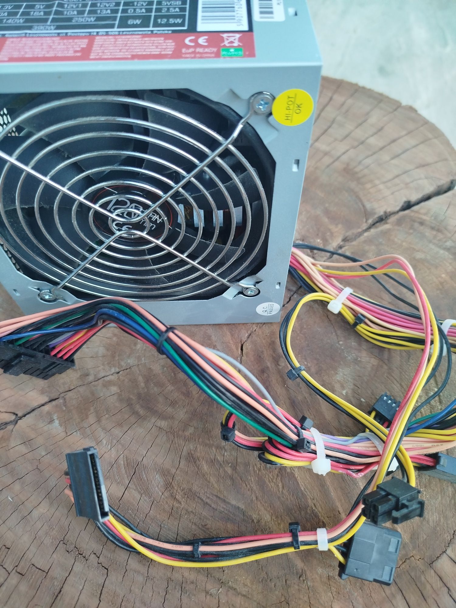 Sprzedam zasilacz komputerowy Logic 400W