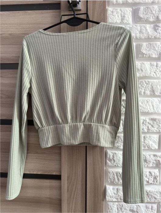 Продам кофтинку м-л misspap