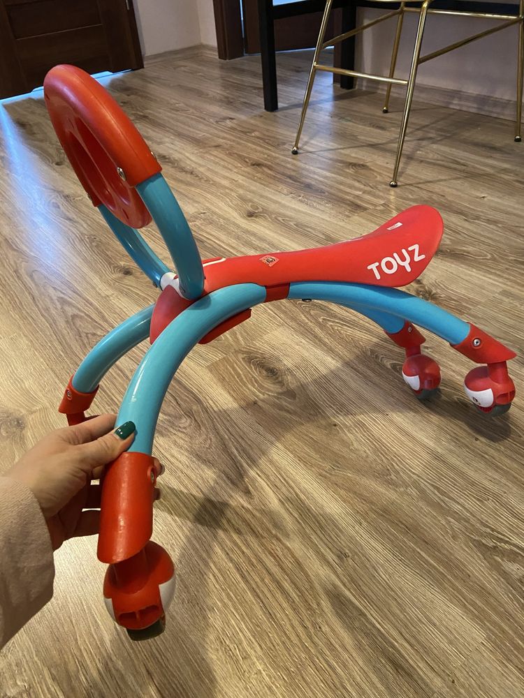 Toyz Beetle 2w1 - jezdzik i pchacz