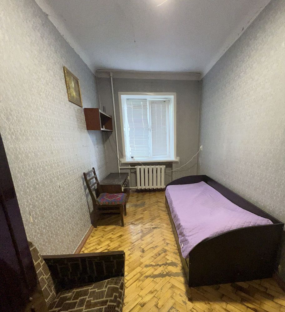 Квартира в аренду 900 грн сутки центр города ( ТЦ Украина ) Возн.район