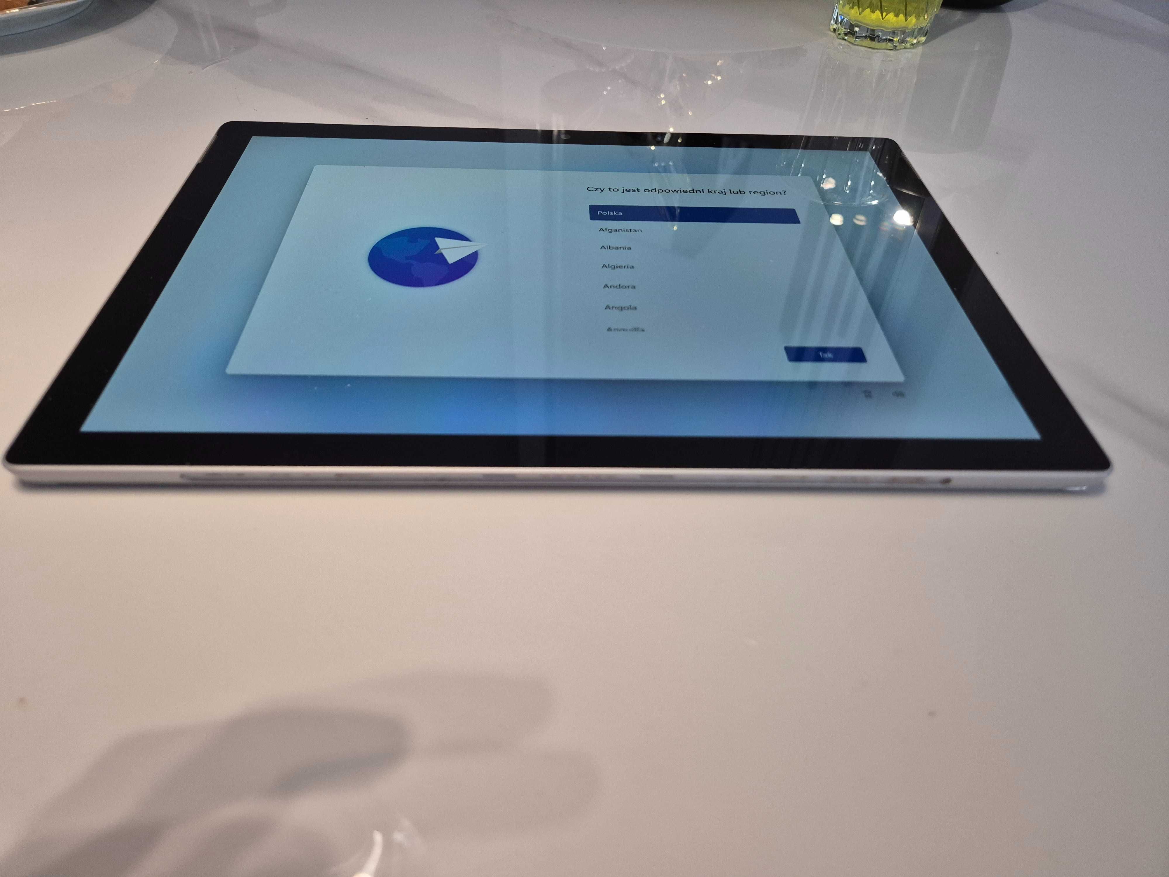 Microsoft Surface Pro 6 | i7 | 8GB | 256GB | Klaw + Piórko GRATIS!