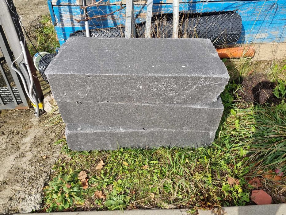 styropian nieużyty 20 cm gr 16 listków 50 zł za m2