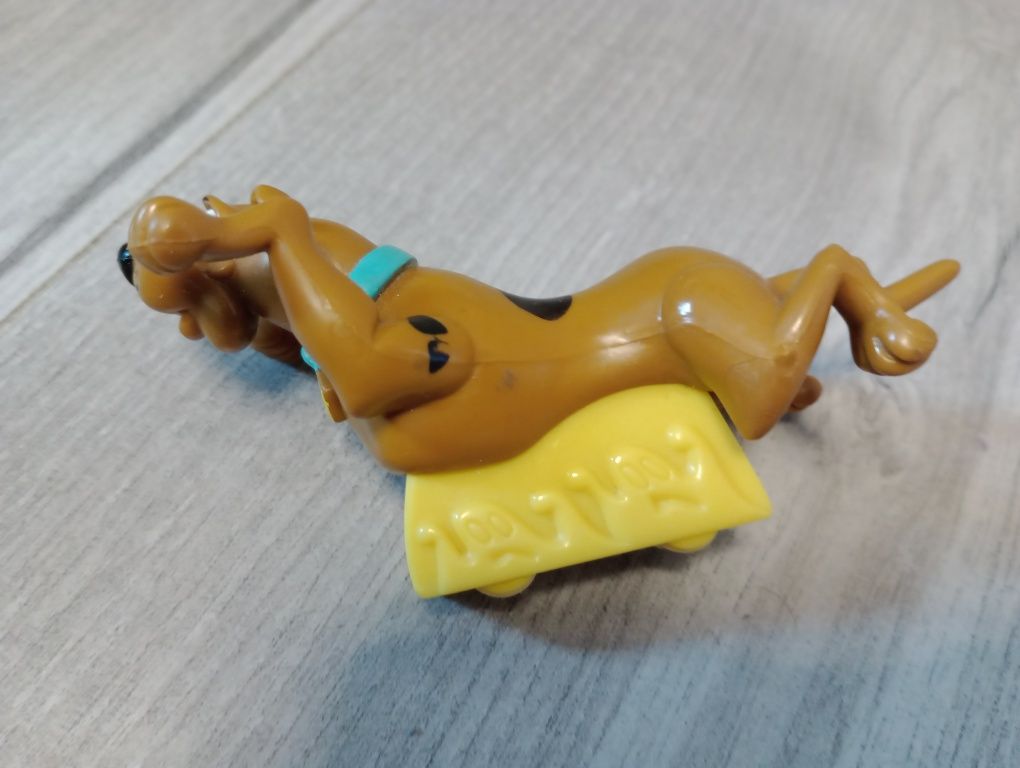 Figurka Scooby-Doo z 1997 firmy Turner