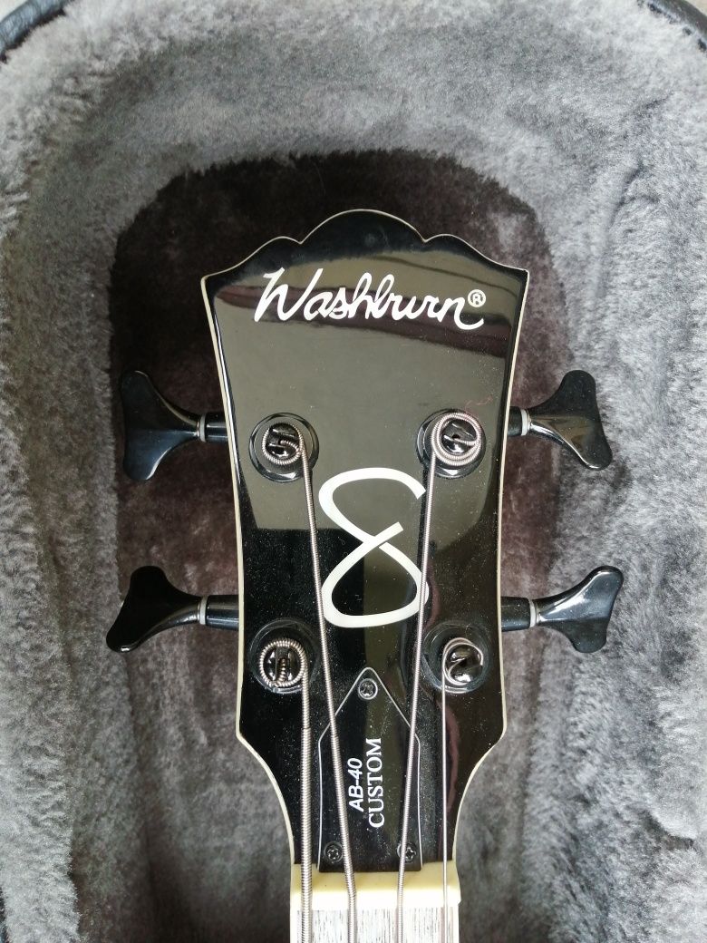 Gitara basowa Washburn Custom