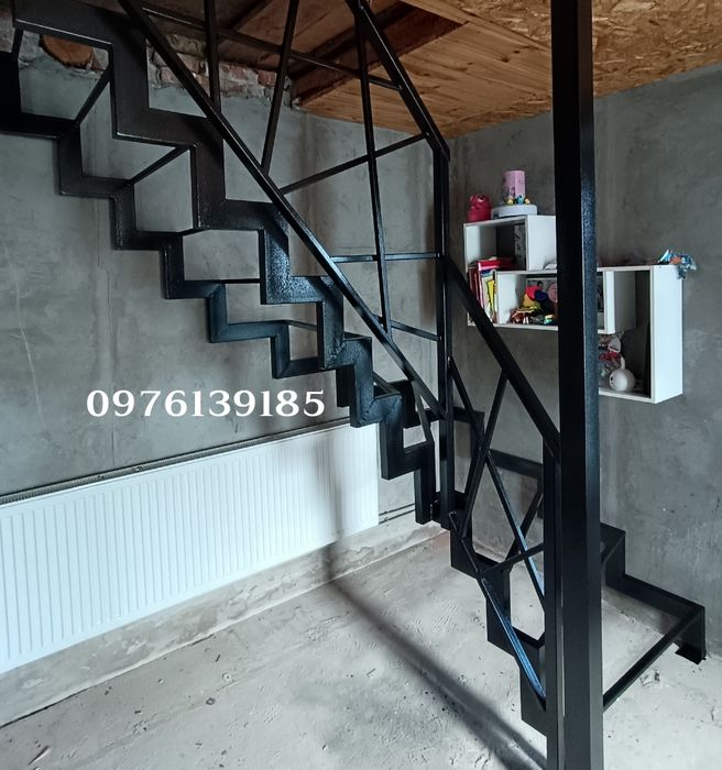 Сходи та перила, відкатні та розрашні ворота, лазерна різка, огорожа.