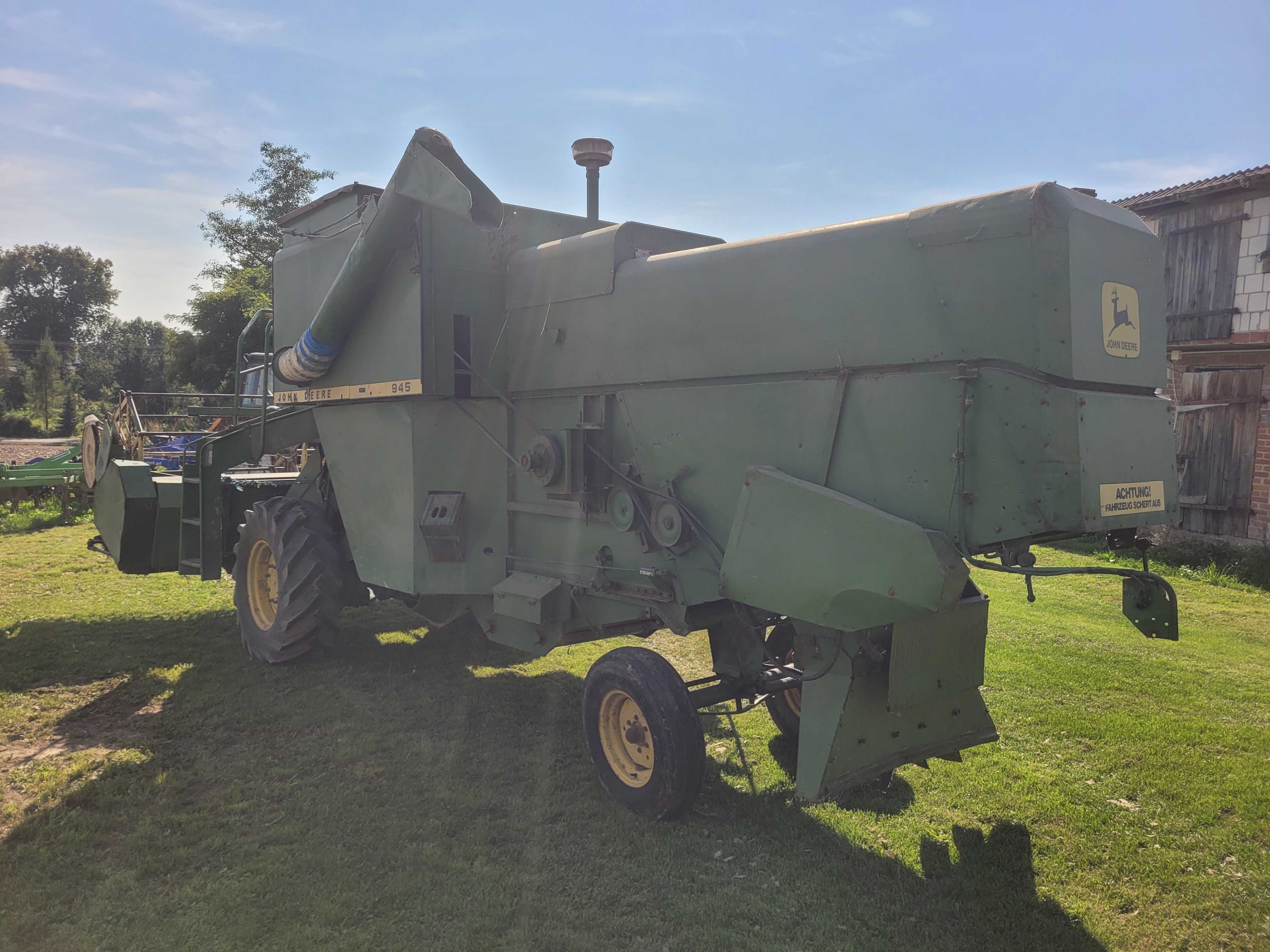 Kombajn John Deere 945