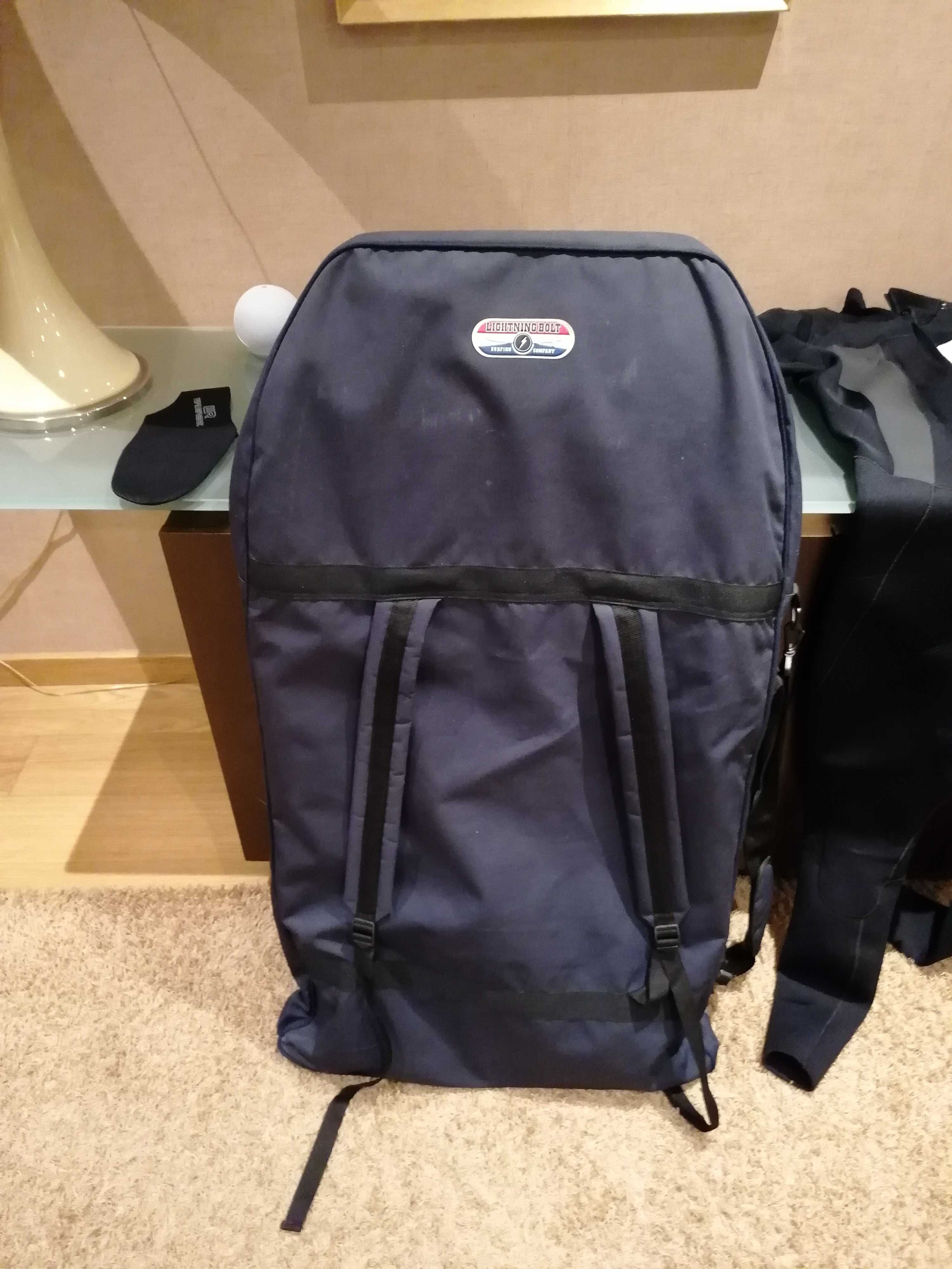 Prancha bodyboard LAZER, saco 
LBOLT, fato bilabong,botins