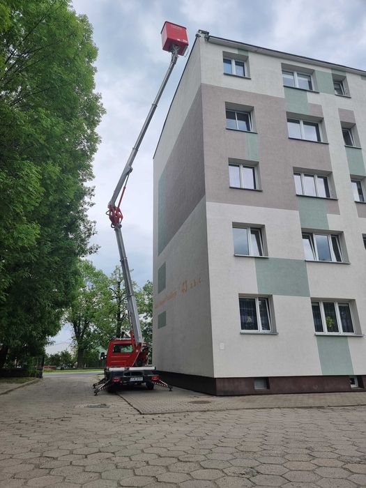 Podnośnik Koszowy , Zwyżka 20 m . Usługi - Wynajem