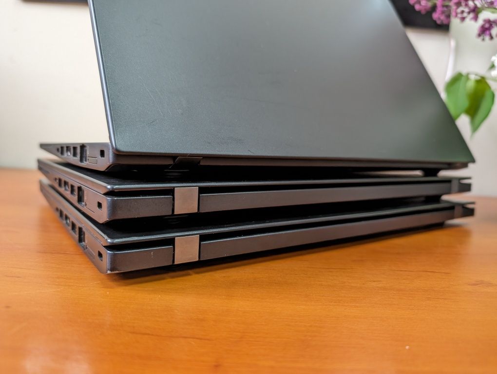 Ноутбук Lenovo ThinkPad T470s/i5-7200/8/256/FHD/14/IPS/Стильний/опт