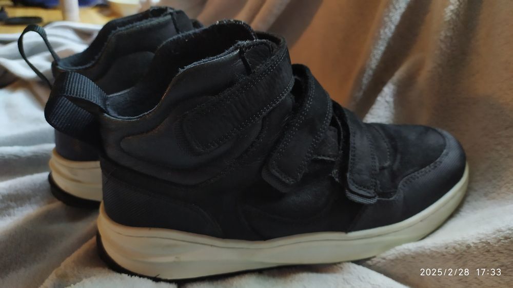 255. Buty Lasocki trzewiki dziecięce długość wkładki 21 cm