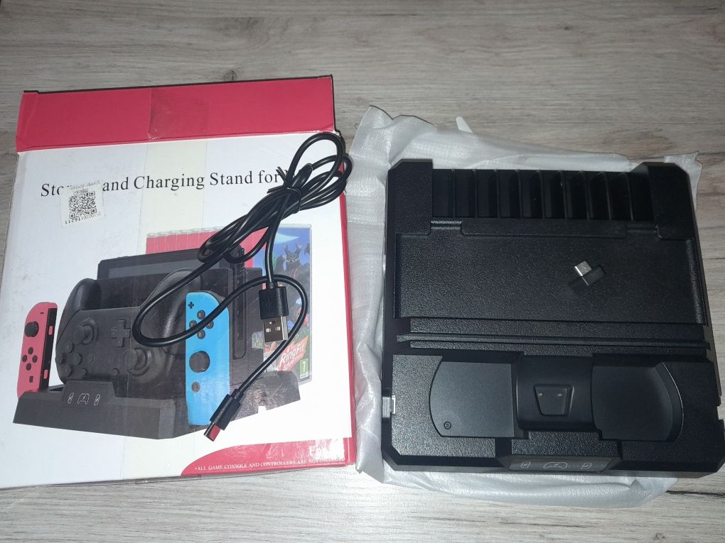 Stacja ładująca do nintendo switch