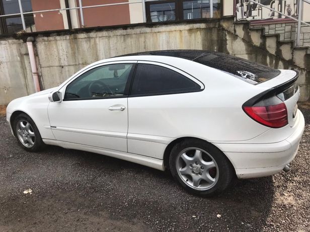 Mercedes coupe 2,2 cdi