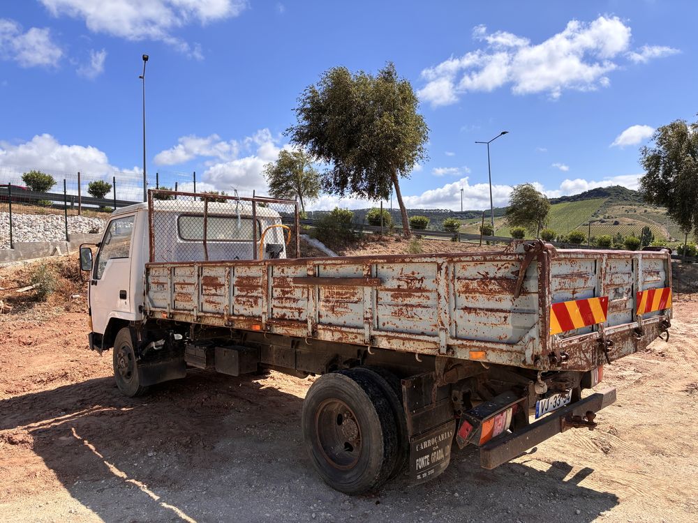 Mitsubishi Canter  FE 444  com basculante