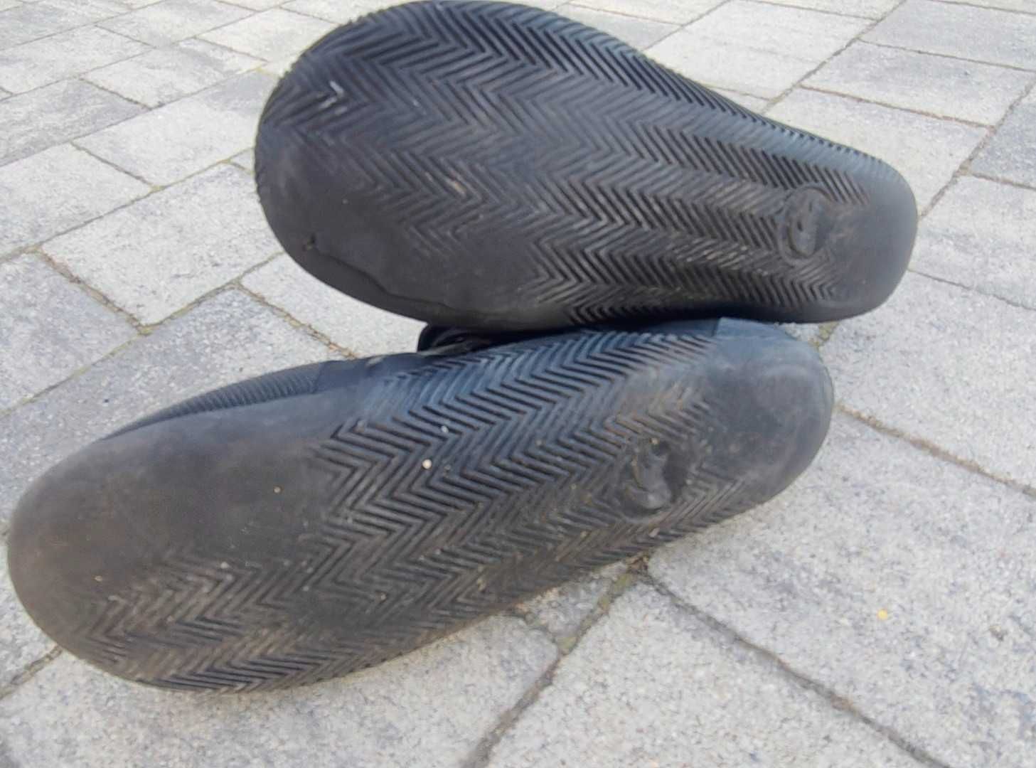 Buty neoprenowe ROOSTER rozmiar 40,5 – używane optimist