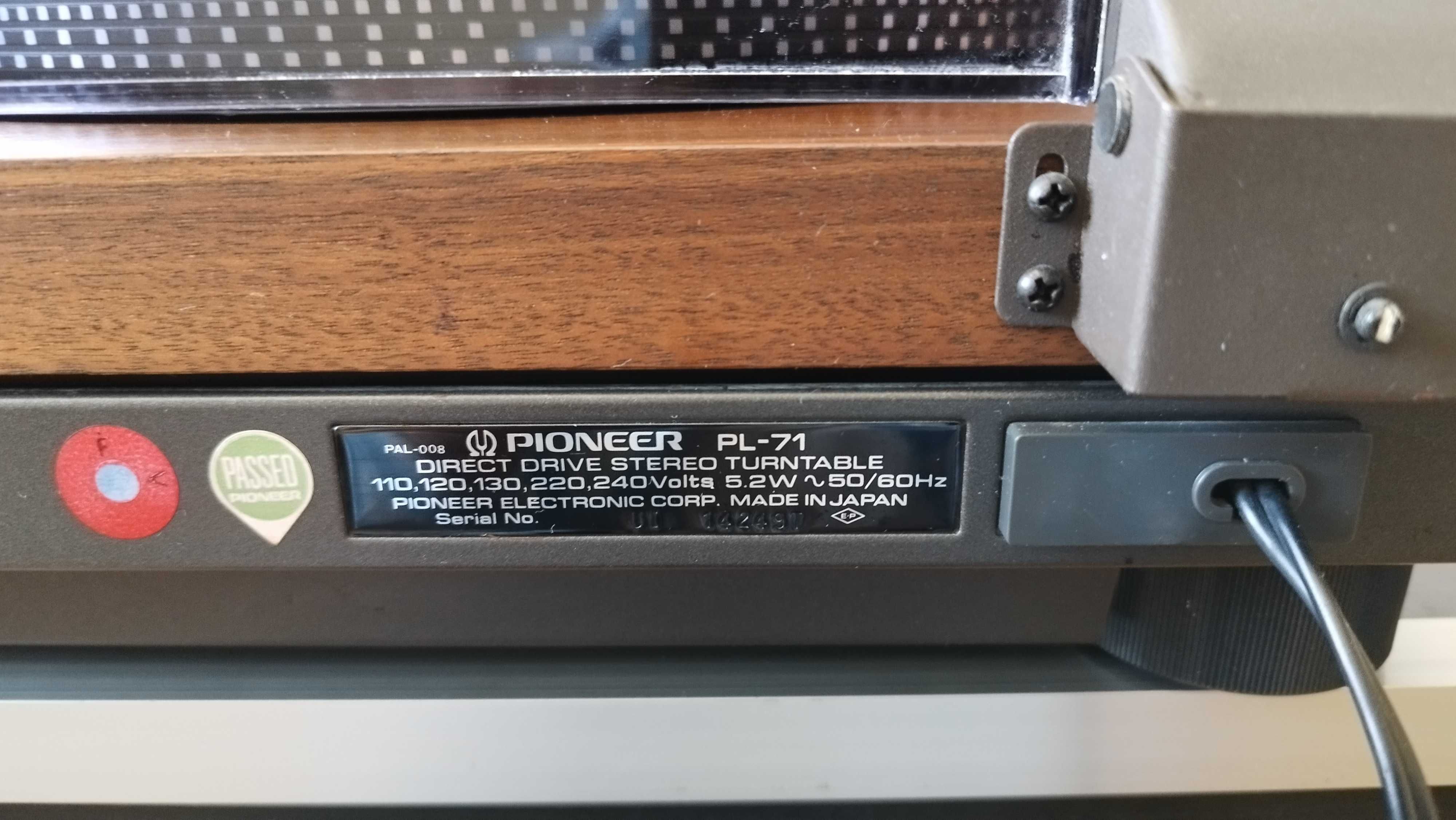 Gramofon Pioneer PL-71