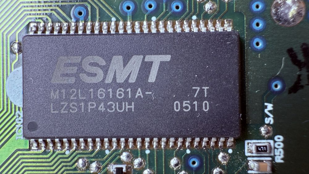 Płytka dla elektronika z układami tanio okazja