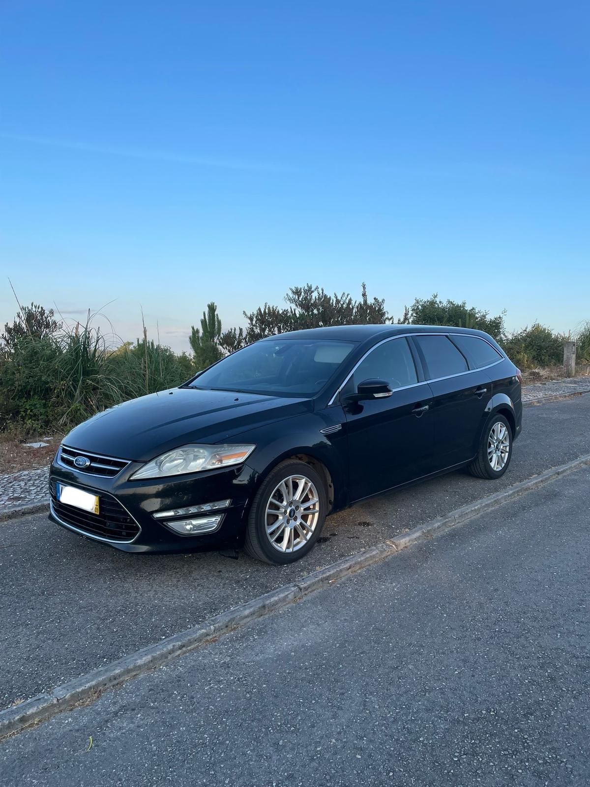 Ford Mondeo SW  (versão full extras)
