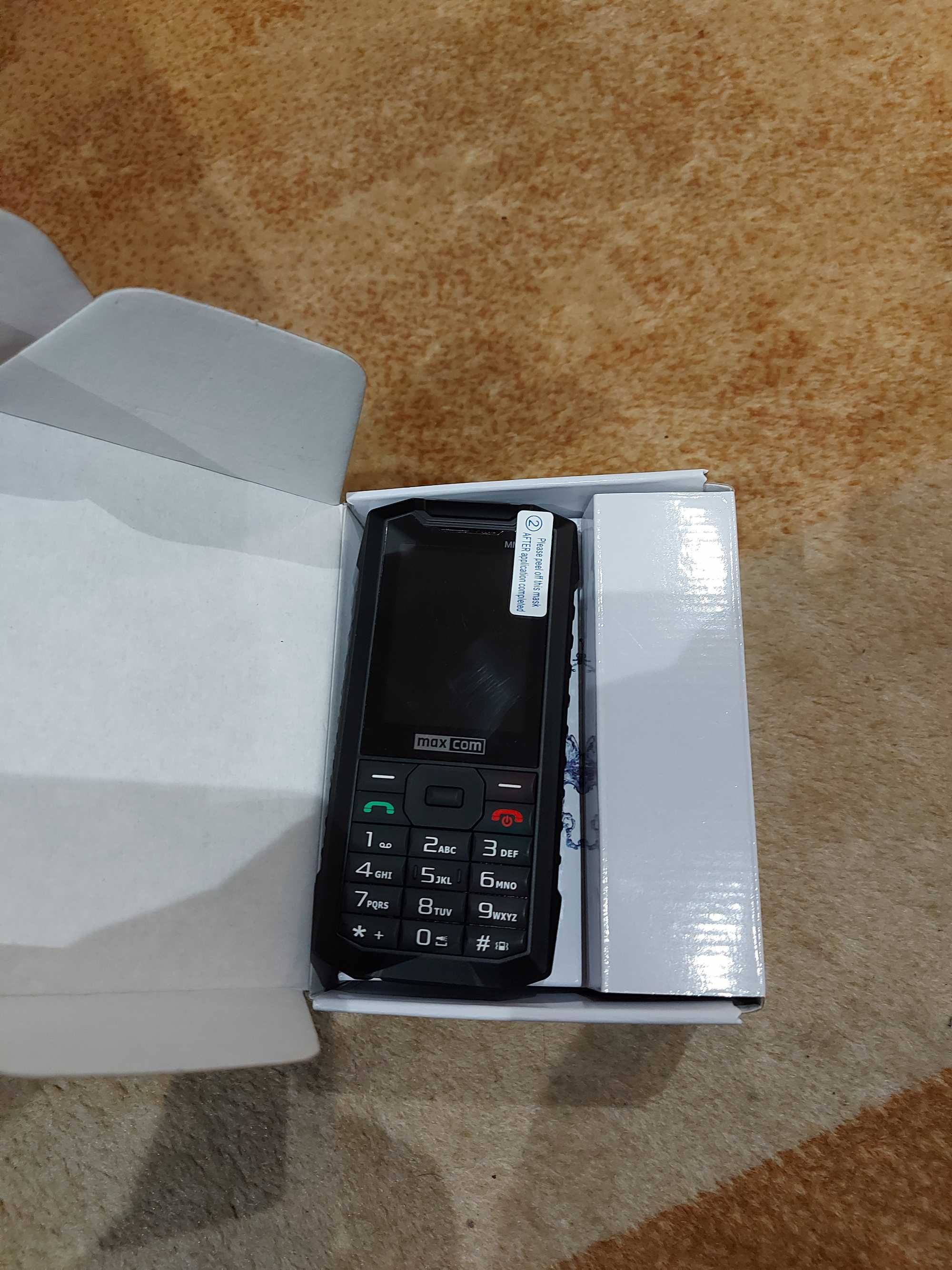 Świetny  telefon dla  Seniora - Maxcom Strong MM916 3G