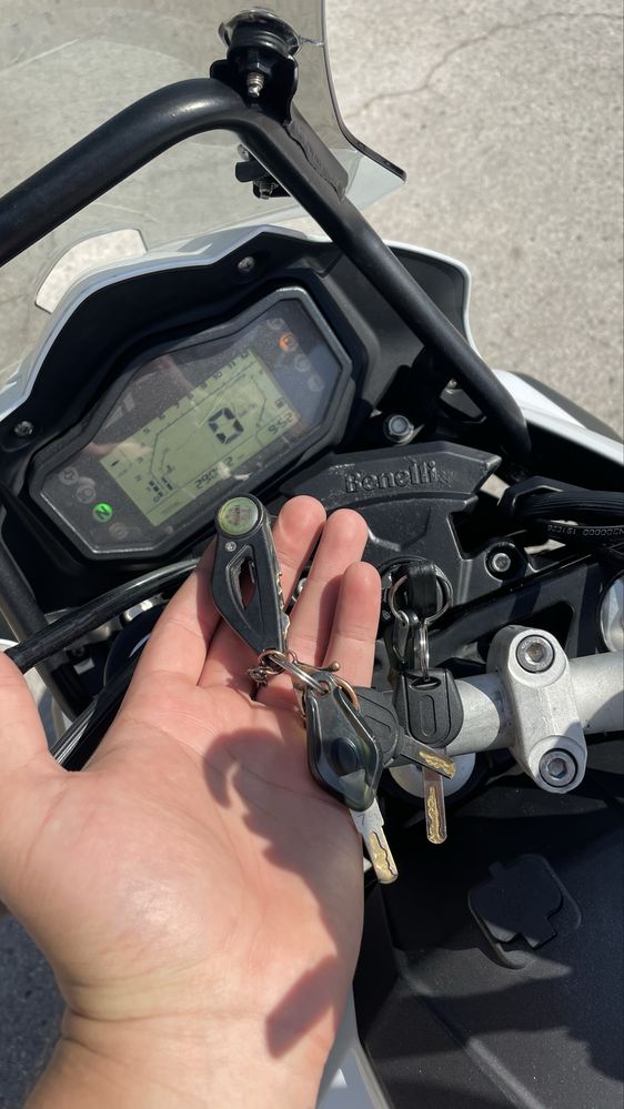 Benelli TRK 251 ‼️‼️