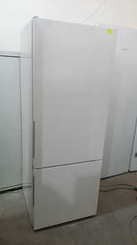 Холодильник Miele 162/60 см.