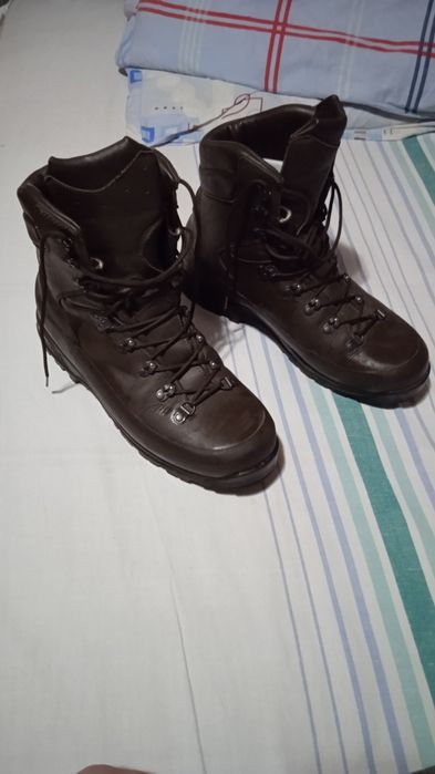 Берці 45 ромір,на совшелі