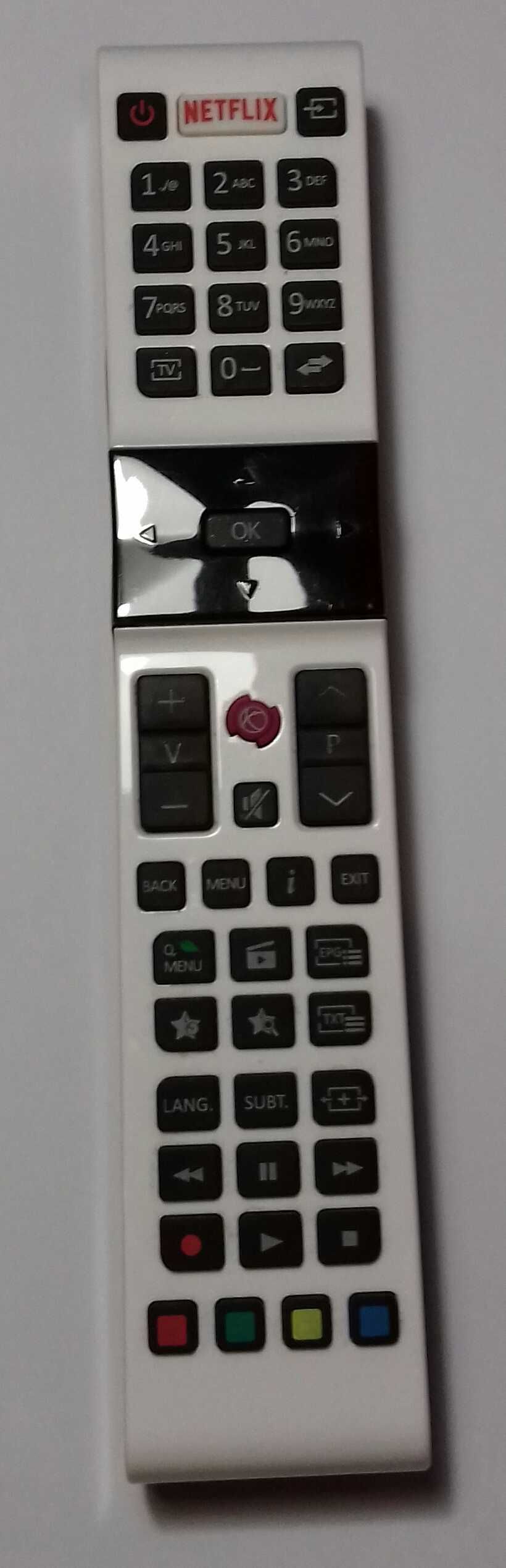 Televisão A FUNCIONAR 100% como nova smart tv. 43" (110cm)