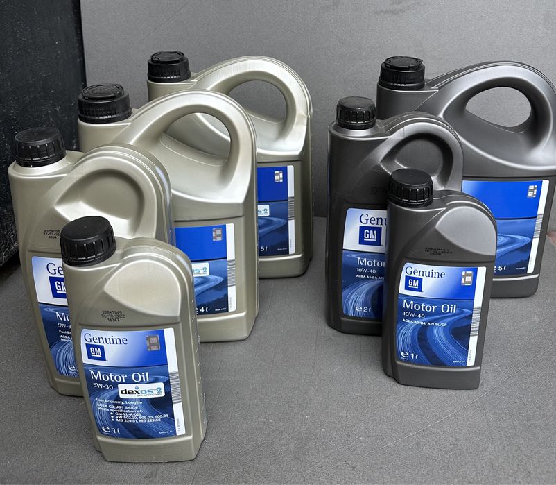 Масло 10w40/масло 5w30 Gm 5w30 5л - 1220грн/GM 10w40 5л - 885грн