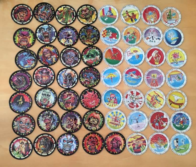 119 tazos Rappers em metal