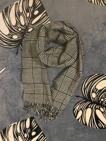 Стильний шарф