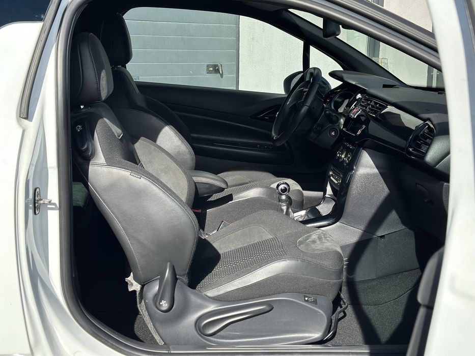 2015 rok Citroen Ds3 1.2 benzyna