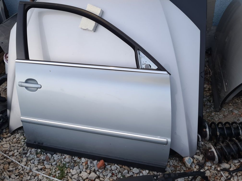 DRZWI prawe przód lewe tył lewy tylne VW Passat B5 FL kombi 2003r LB5S