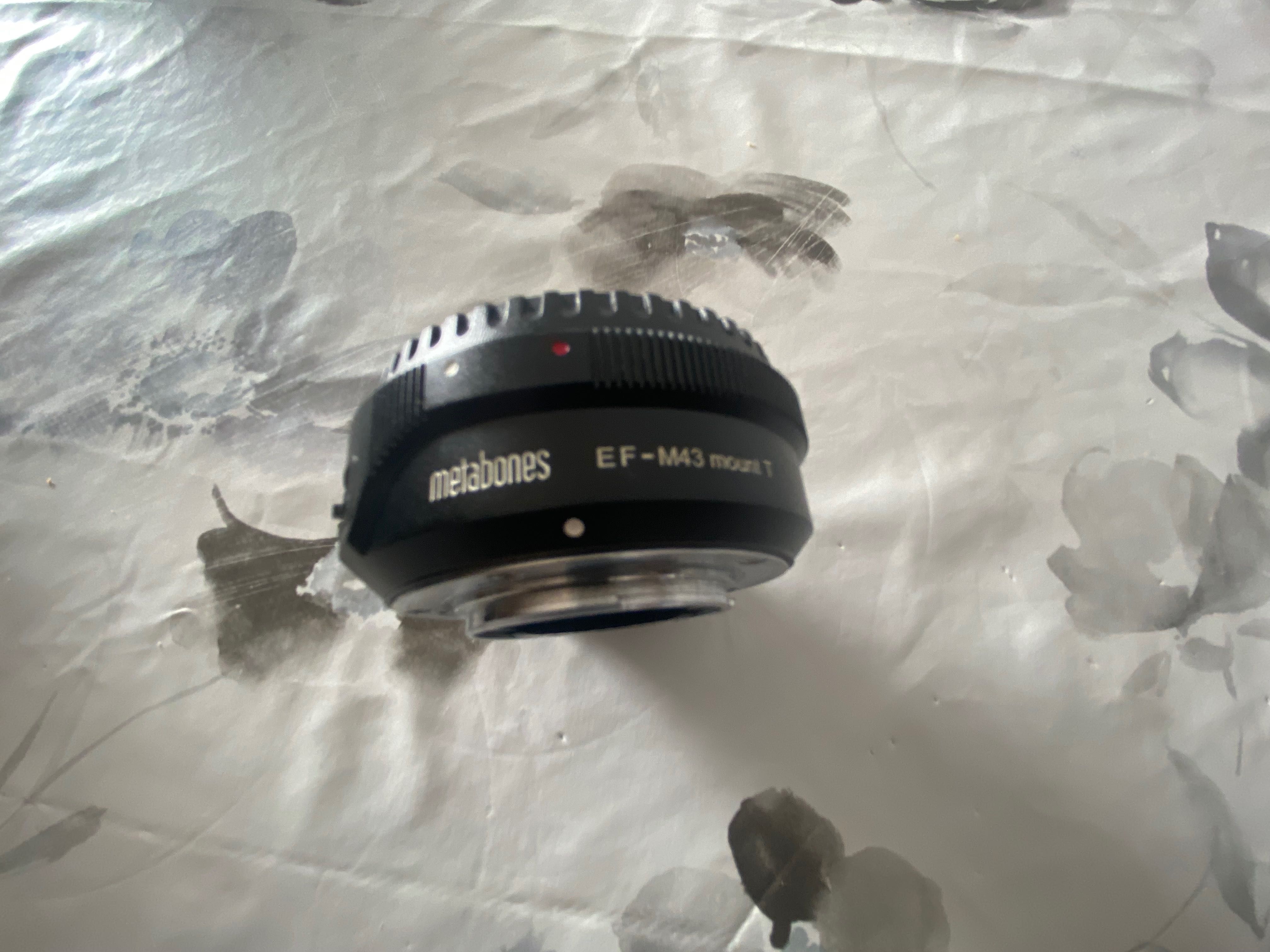 Adaptador Metabonnes EF-M4/3 Mount T