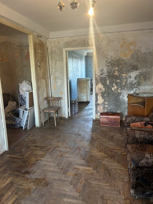 Продаётся 3 ком. кв. ул. Зестафонская в Осипенковском районе!