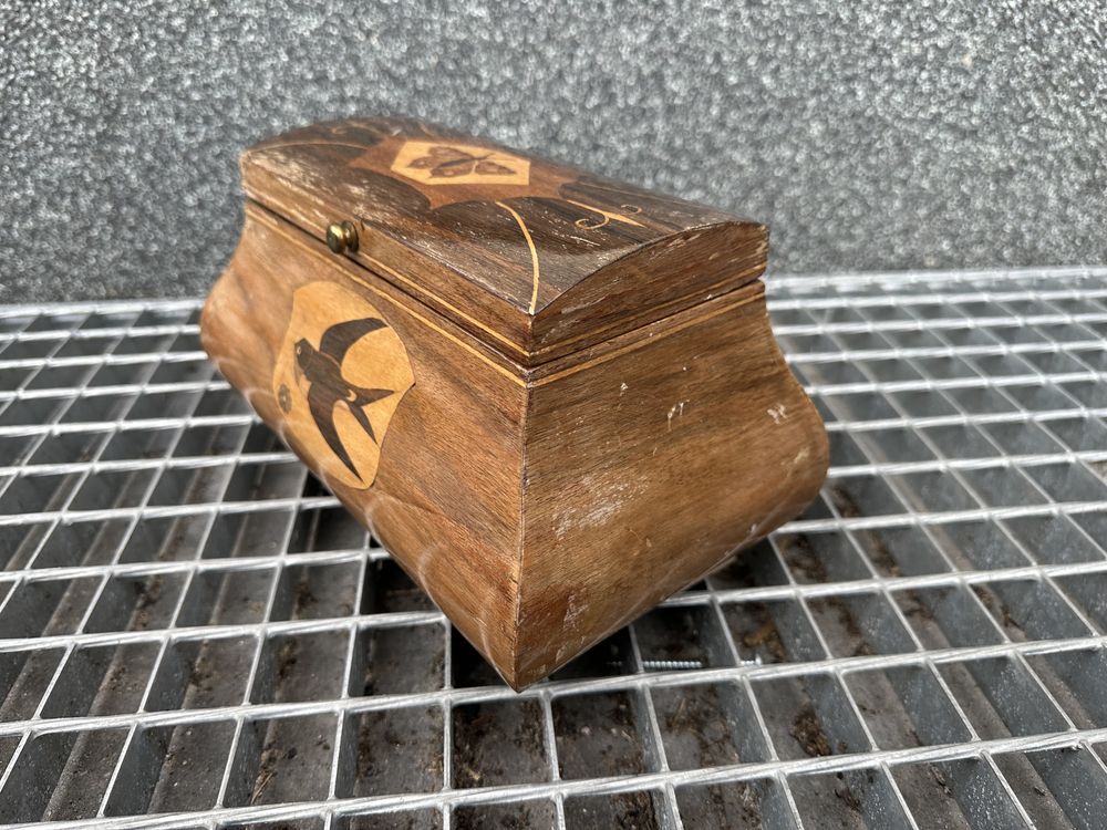 Antyk Duża szkatułka szkatuła lata 50 drewniana piękny kształt 334