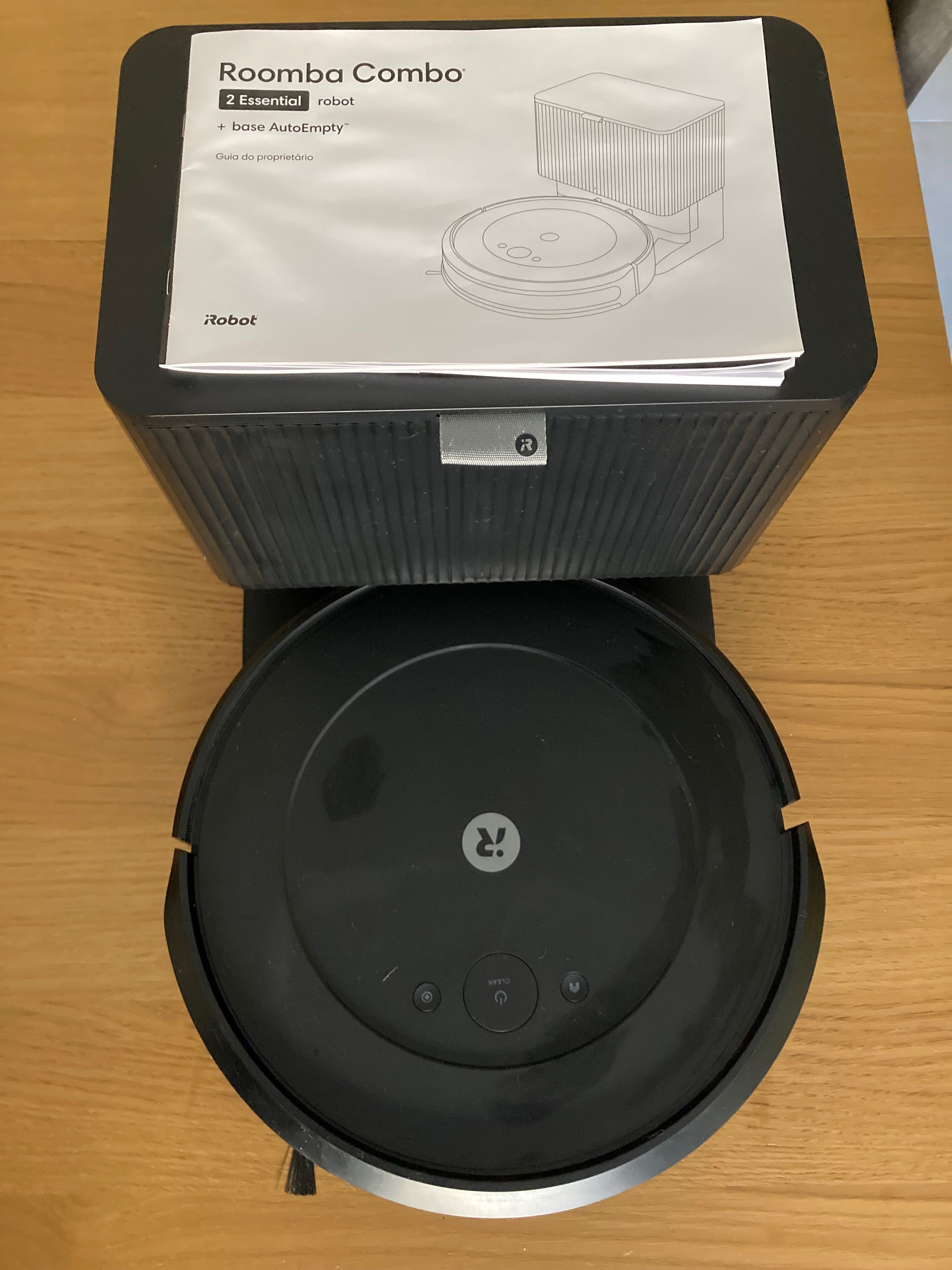 Aspirador iRobot Roomba combo aspiração e lavagem