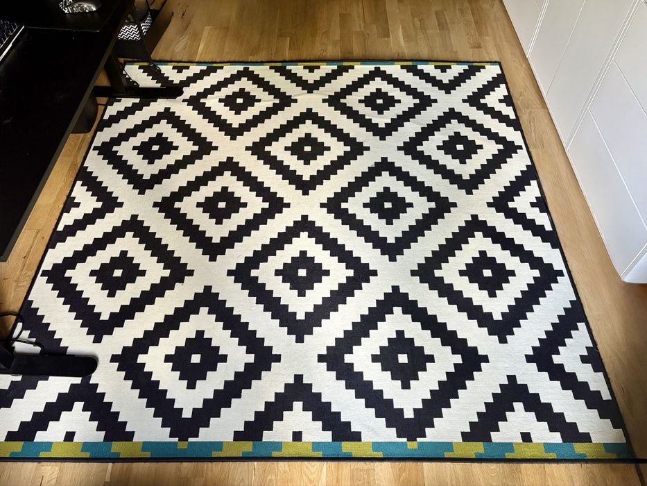 Dywan IKEA Jung Ruta 2x2m