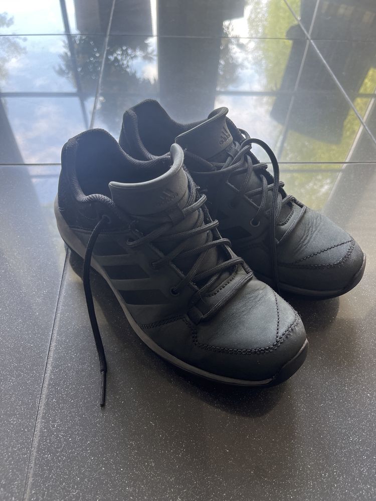 Adidas Traxion r41 wkładka 26 cm