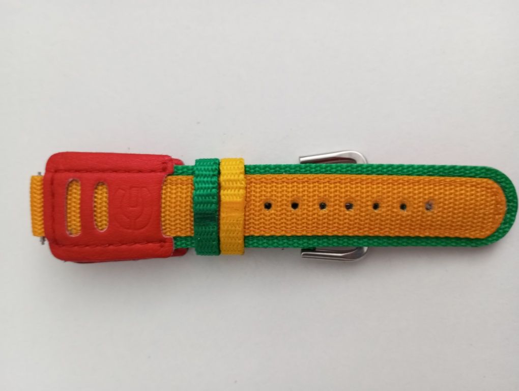 Bracelete Original Casio G-Shock

Novo

Obs: Mais questões sobre outra