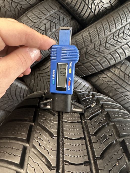 Opony zimowe 215/55/17 Continental