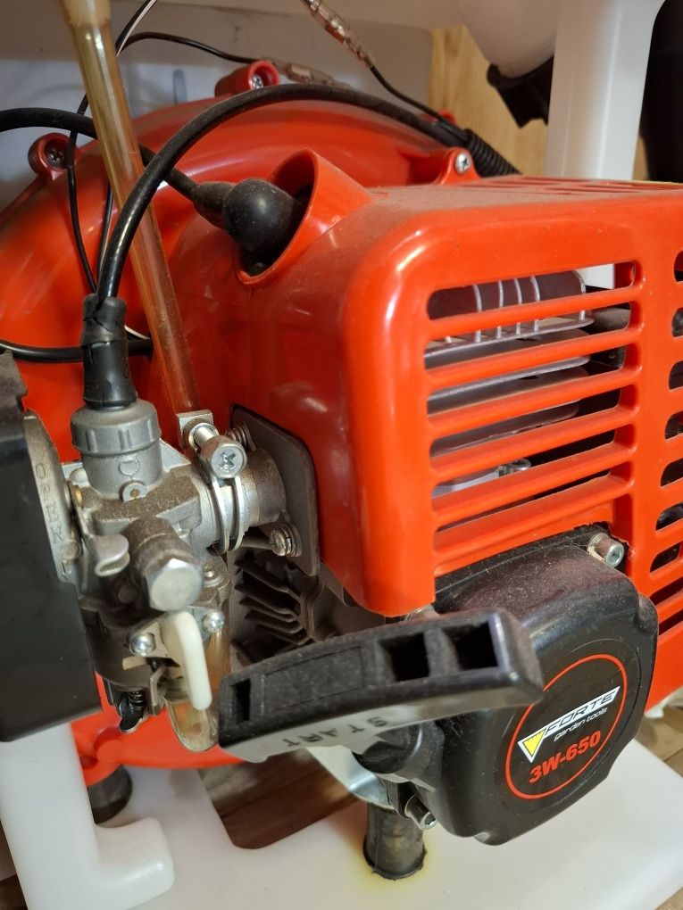 Продам мотообприскувач 3W-650