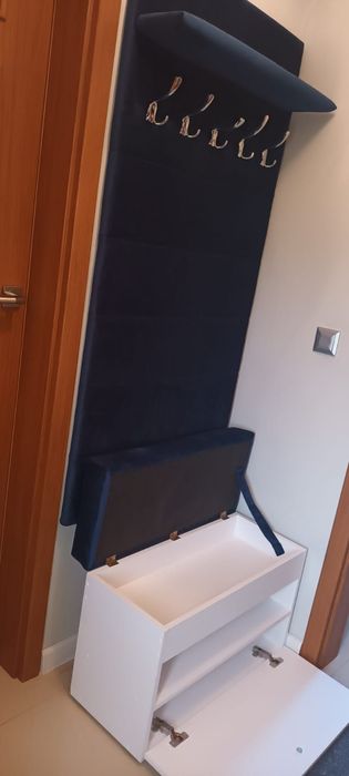 Szafka na buty z wieszakiem