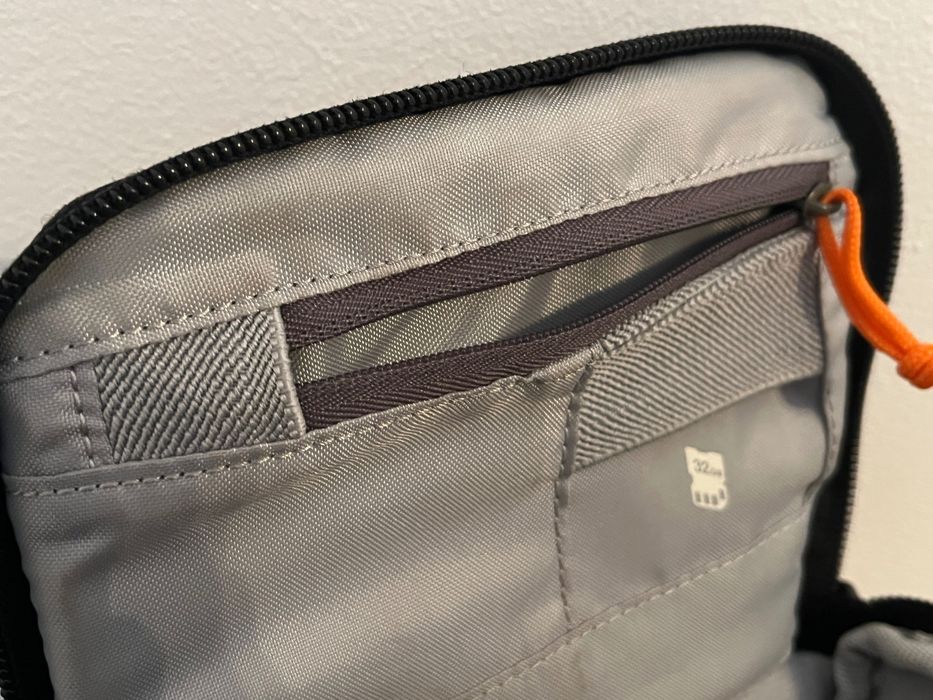 Lowepro Adventura SH 120 II